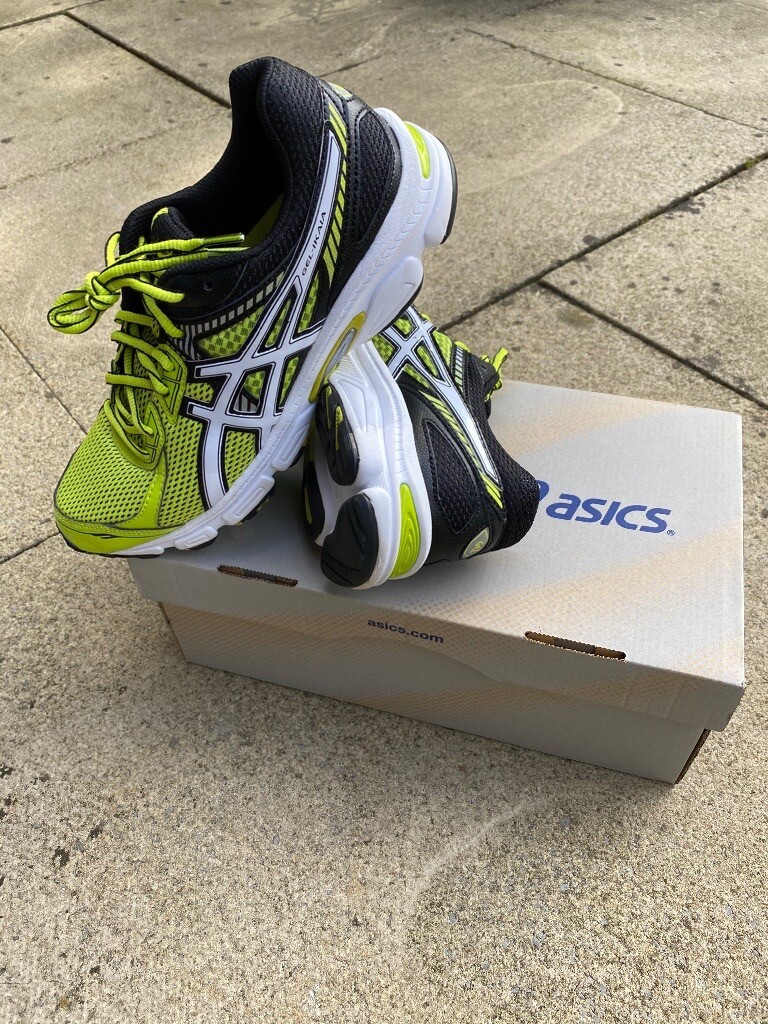 asics ikaia